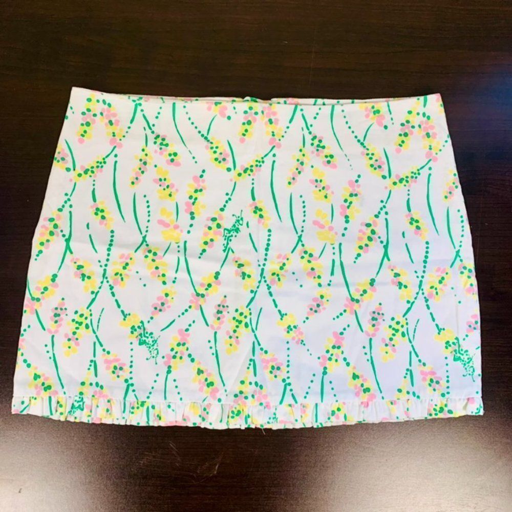 Lilly Pulitzer Mini Callie Skirt in Resort White Grass Happy Flowers